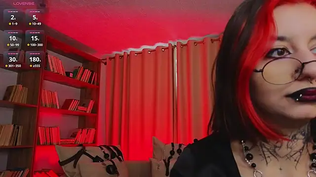 Mistress  Marcelline online show from 05/12/26, 02:19