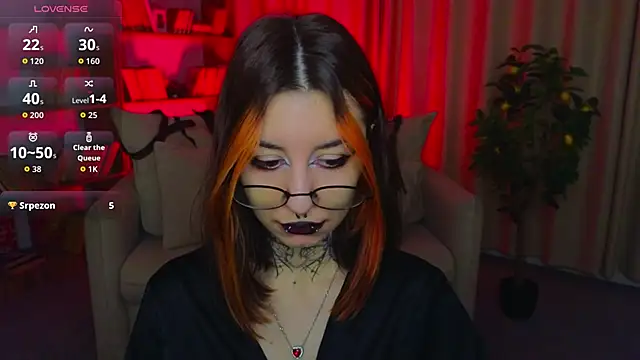 Mistress  Marcelline online show from 04/14/26, 01:32