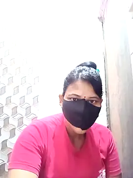 varnika online show from 03/17/26, 03:04