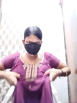 varnika online show from 09/17/25, 11:56