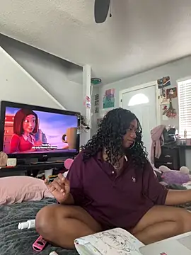 XKimmyGreen online show from 05/18/26, 12:11
