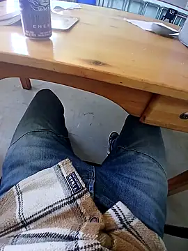 OsbertMikes online show from 09/30/25, 07:36