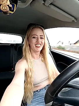 DeeA Blondy online show from 10/06/25, 07:31