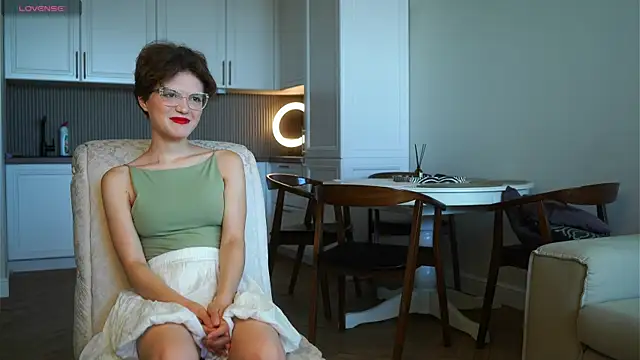 EdlinGathright online show from 07/01/26, 04:02