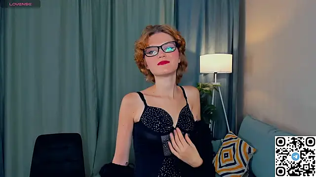 EdlinGathright online show from 11/06/25, 03:43