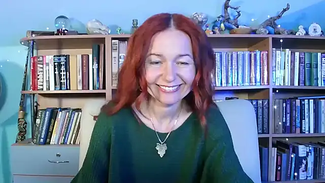 Foxilady357 online show from 04/21/26, 12:56