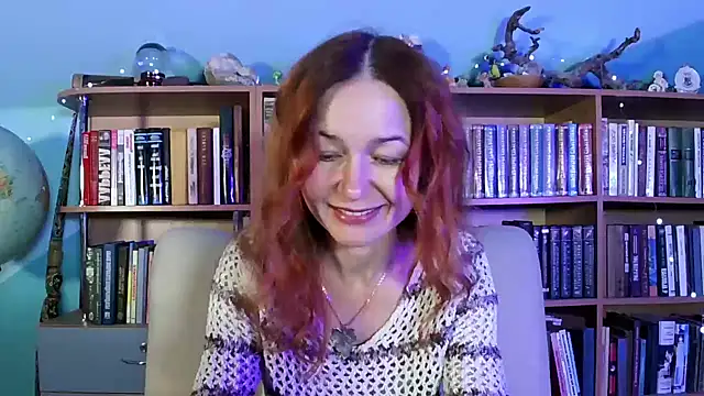 Foxilady357 online show from 12/04/25, 01:54