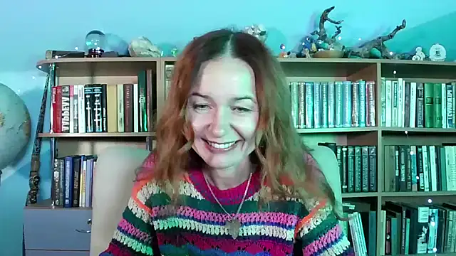 Foxilady357 online show from 12/05/25, 04:38