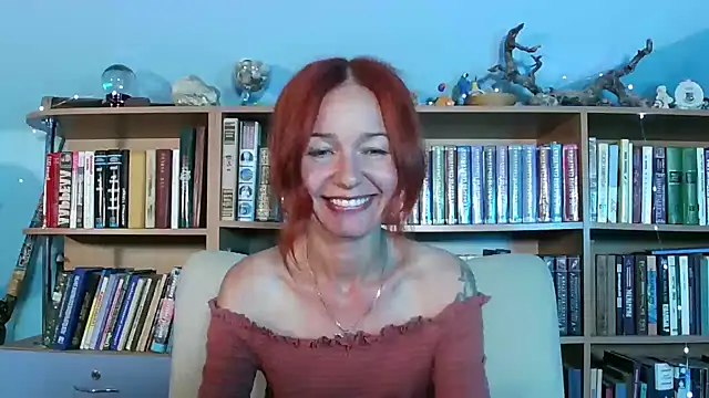 Foxilady357 online show from 07/14/26, 04:35