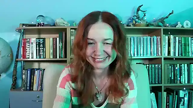 Foxilady357 online show from 12/19/25, 02:19