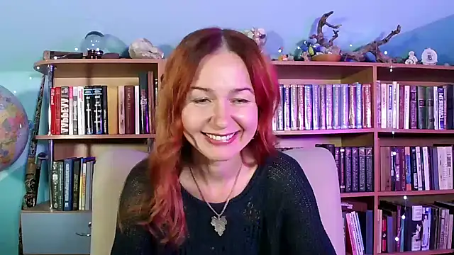 Foxilady357 online show from 11/23/25, 04:17