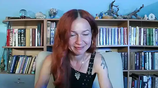 Foxilady357 online show from 07/04/26, 01:59