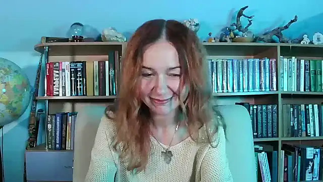 Foxilady357 online show from 11/19/25, 05:46