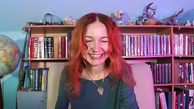 Foxilady357 online show from 11/17/25, 04:22