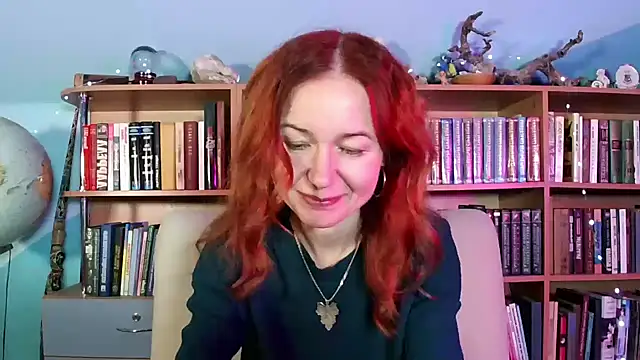 Foxilady357 online show from 12/16/25, 01:48