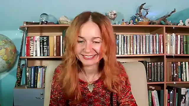 Snapshot of Foxilady357 chatting on 10/10/25, 01:45 Foxilady357 online show from 10/10/25, 01:45