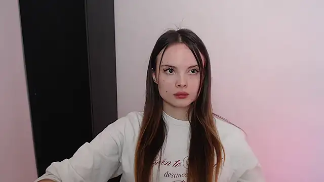 Ariella ari online show from 10/08/25, 12:50