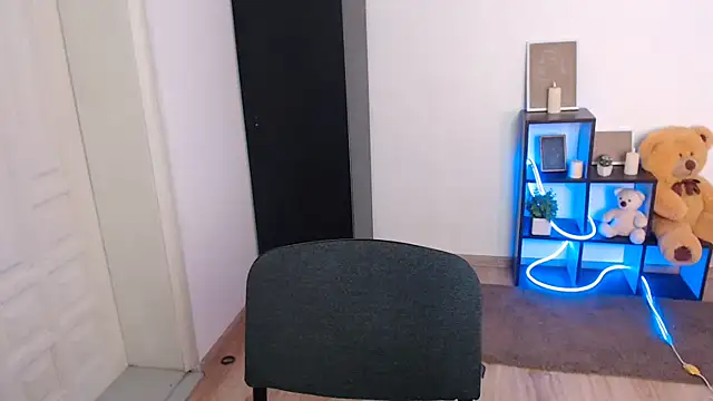 Ariella ari online show from 11/10/25, 01:05