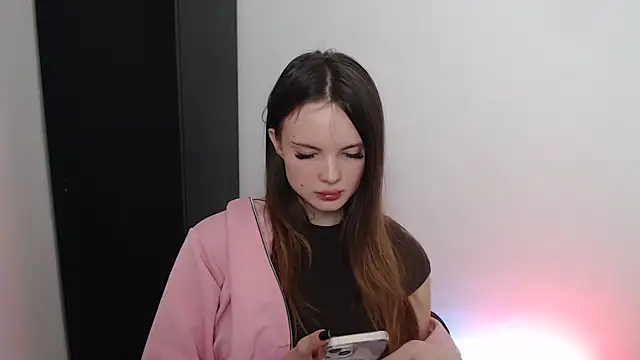 Ariella ari online show from 09/13/25, 08:36
