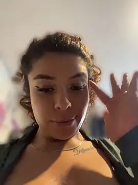 haally-mll online show from 04/15/26, 07:58