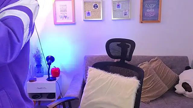 yulian vasquez online show from 11/07/25, 12:21