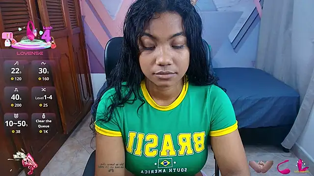 sharlottxl online show from 11/26/25, 12:21