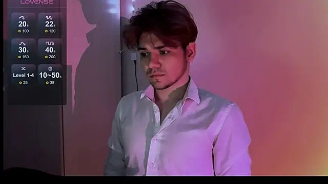 Snapshot of 1RobertTT chatting on 09/12/25, 08:41 1RobertTT online show from 09/12/25, 08:41