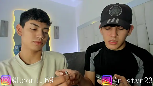 LoganTwink18 online show from 04/07/26, 01:24