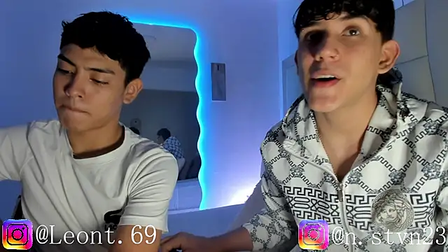 LoganTwink18 online show from 04/01/26, 02:35