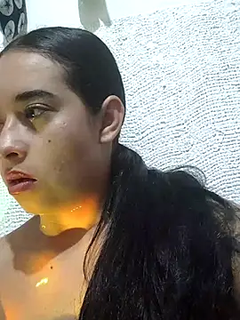 Valenn fernandez online show from 04/13/26, 11:09