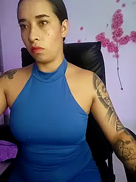 Snapshot of Valenn_fernandez chatting on 07/07/26, 08:56 Valenn fernandez online show from 07/07/26, 08:56