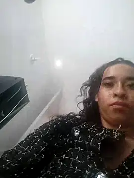 Valenn fernandez online show from 04/08/26, 07:04