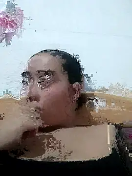 Valenn fernandez online show from 04/17/26, 12:02