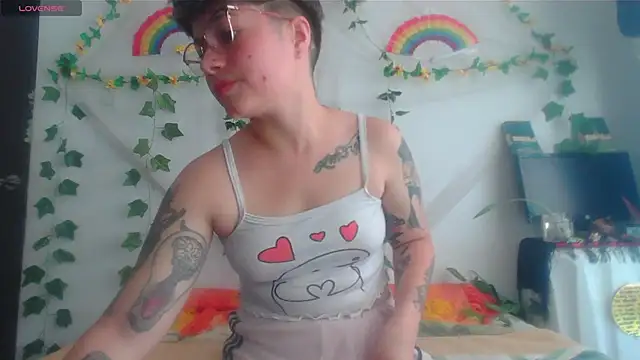 Snapshot of Mitsuha_gate chatting on 02/06/26, 04:47 Mitsuha gate online show from 02/06/26, 04:47