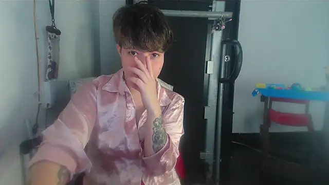 Snapshot of Mitsuha_gate chatting on 03/30/26, 01:56 Mitsuha gate online show from 03/30/26, 01:56