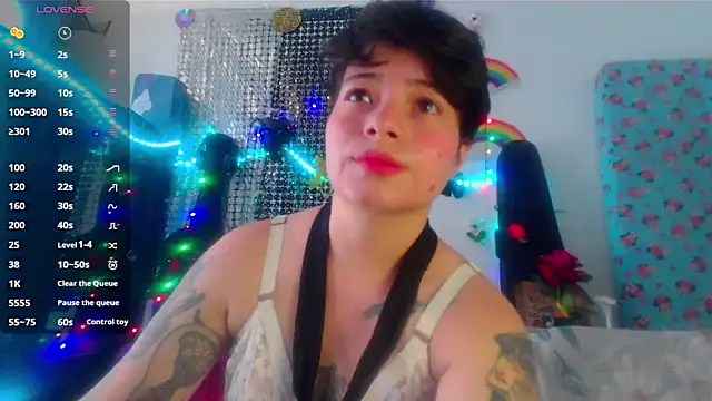 Mitsuha gate online show from 11/13/25, 03:49