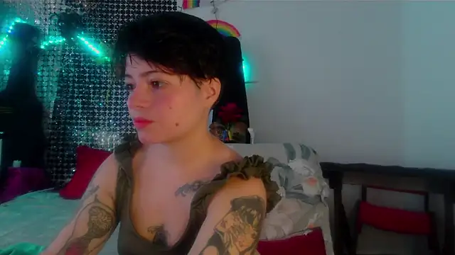 Mitsuha gate online show from 10/24/25, 02:49