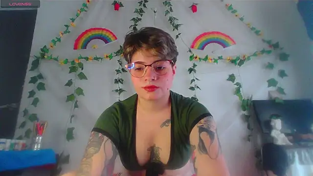 Snapshot of Mitsuha_gate chatting on 04/03/26, 04:02 Mitsuha gate online show from 04/03/26, 04:02