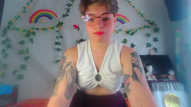 Snapshot of Mitsuha_gate chatting on 04/09/26, 04:13 Mitsuha gate online show from 04/09/26, 04:13