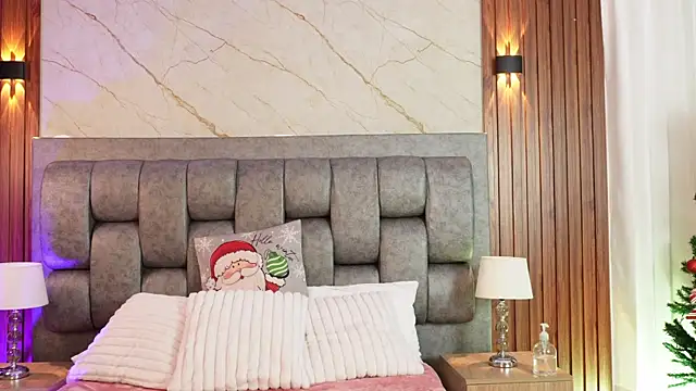 More Hott online show from 11/28/25, 06:52