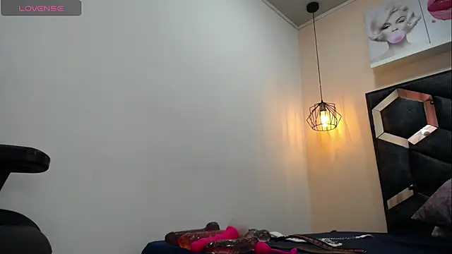 Snapshot of Taboo-AliyahRyan chatting on 10/08/25, 12:17 Taboo-AliyahRyan online show from 10/08/25, 12:17