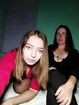 Snapshot of Viktoriia27 chatting on 09/20/25, 08:03 Viktoriia27 online show from 09/20/25, 08:03