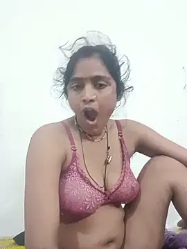 Guriya0076 online show from 06/19/26, 11:31