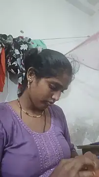 Guriya0076 online show from 07/18/26, 12:03