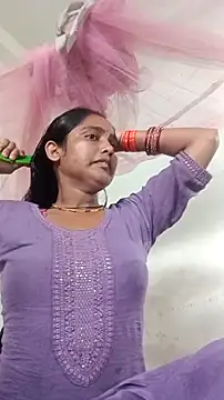 Guriya0076 online show from 06/18/26, 10:53