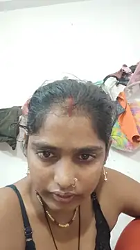 Guriya0076 online show from 07/25/26, 12:18