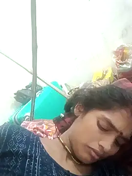 Snapshot of Guriya0076 chatting on 10/31/25, 04:53 Guriya0076 online show from 10/31/25, 04:53