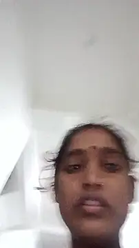 Snapshot of Guriya0076 chatting on 10/10/25, 11:38 Guriya0076 online show from 10/10/25, 11:38