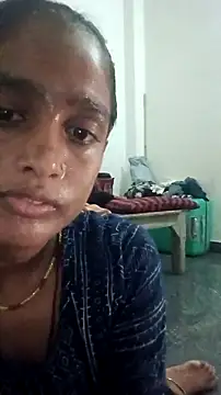 Snapshot of Guriya0076 chatting on 09/26/25, 04:14 Guriya0076 online show from 09/26/25, 04:14