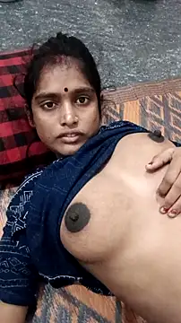 Snapshot of Guriya0076 chatting on 10/09/25, 09:37 Guriya0076 online show from 10/09/25, 09:37